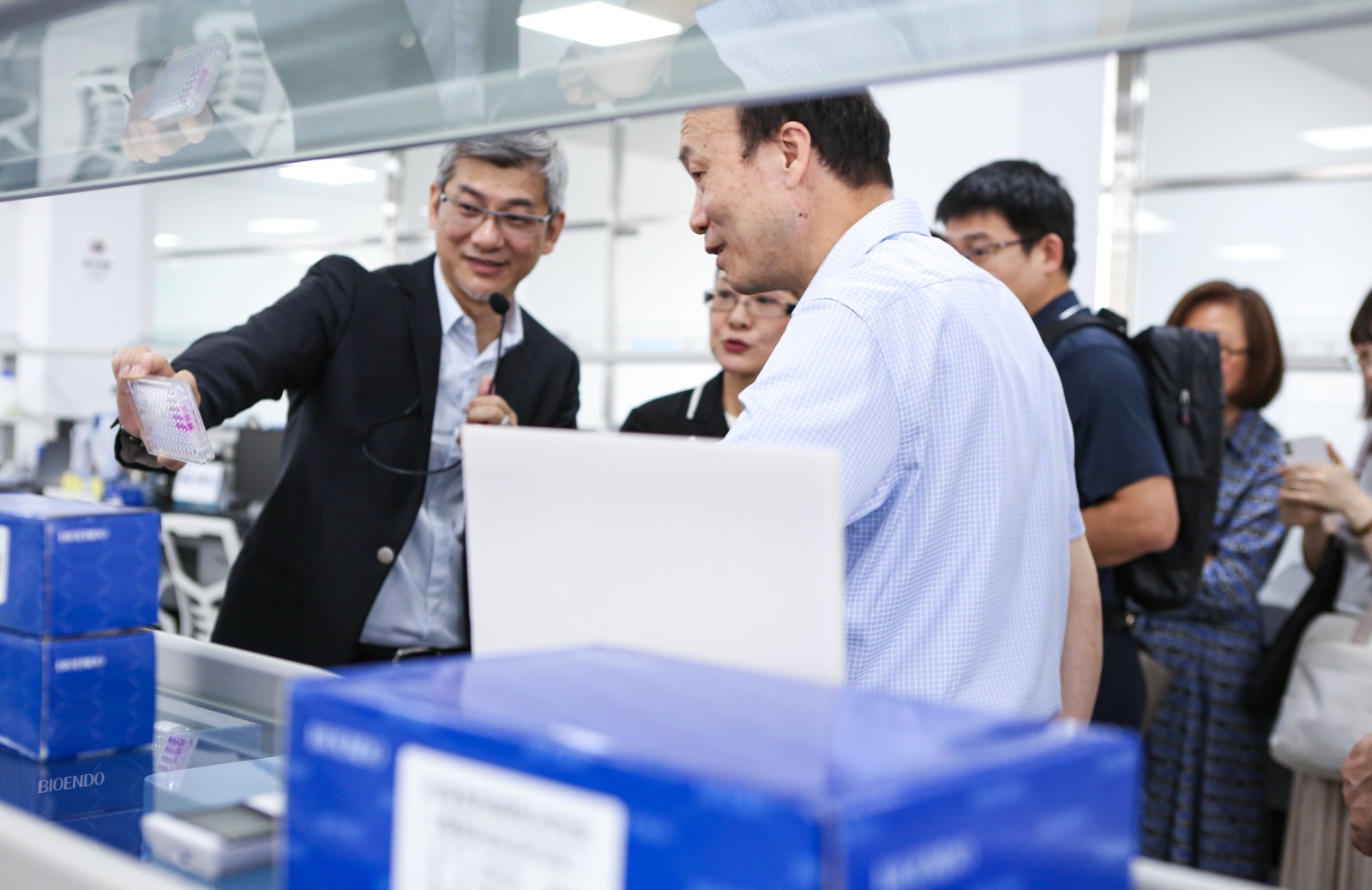 1684821812889423.jpg 實(shí)驗(yàn)室1.jpg